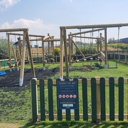 8 Berth Holiday Home At St Osyth Holiday Park Saint Osyth Luaran gambar